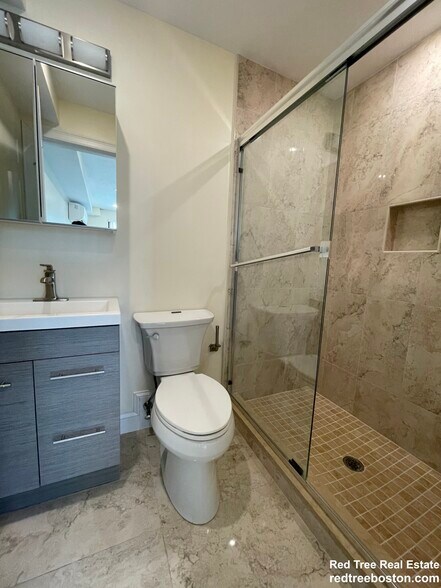 Building Photo - 1028a Commonwealth Ave