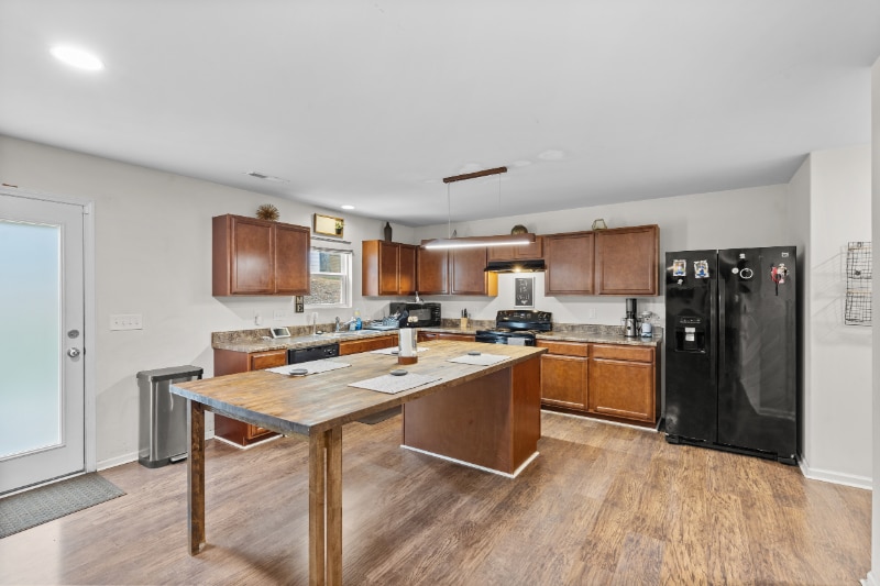 Building Photo - 1528 Magnolia Dr