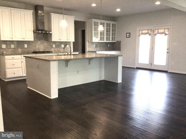 Building Photo - 24903 Dahlia Manor Pl