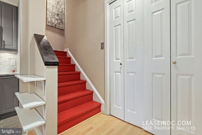 Building Photo - 1435 Corcoran St NW