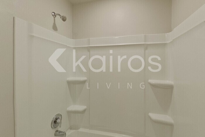 Building Photo - 124 Yardley Ct