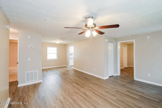 Building Photo - 1721 Stacey Ct