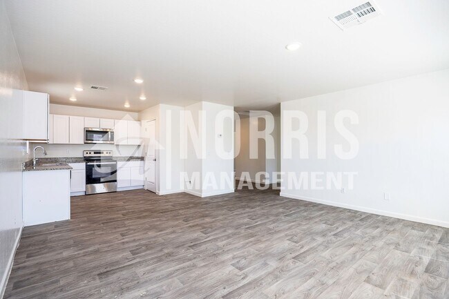 Building Photo - Great Home For Rent in Arizona City