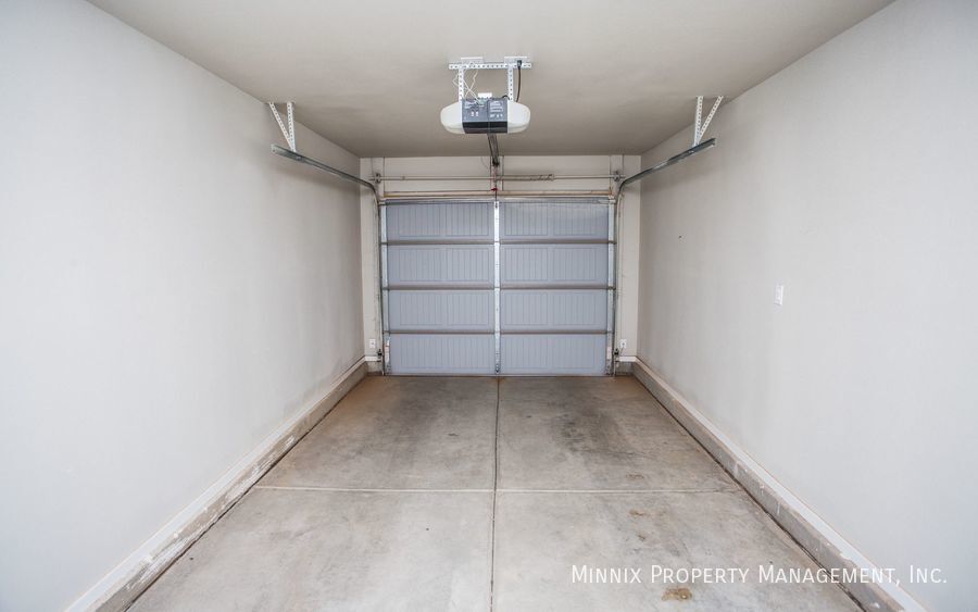 Building Photo - 1924 Langford Ave