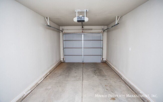 Building Photo - 1924 Langford Ave