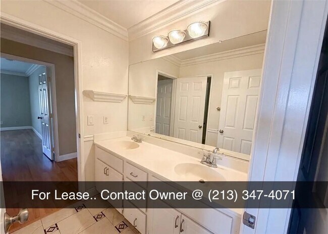 Building Photo - 27813 Canyon Hills Way