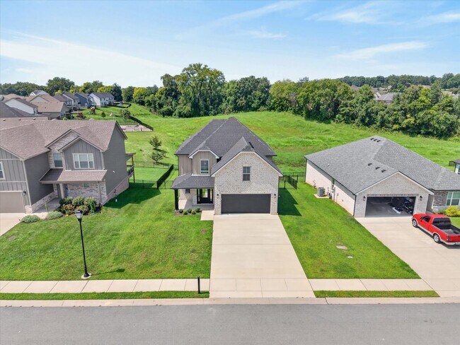 Building Photo - 393 Frontier Dr