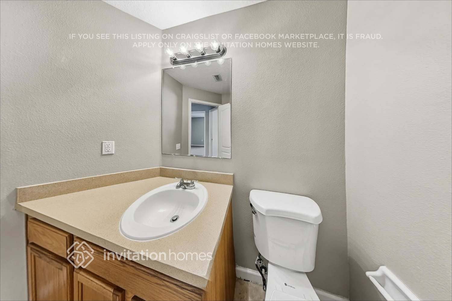 Building Photo - 30237 Glenham Ct