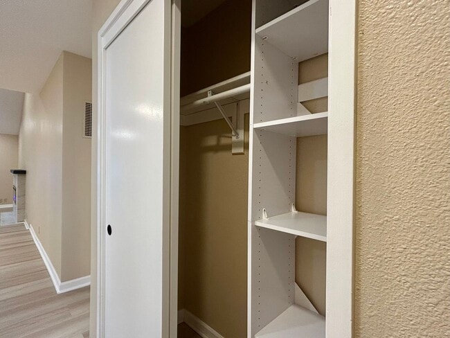 Building Photo - Serene 2 Bed, 2 Bath Updated Hidden Gem!