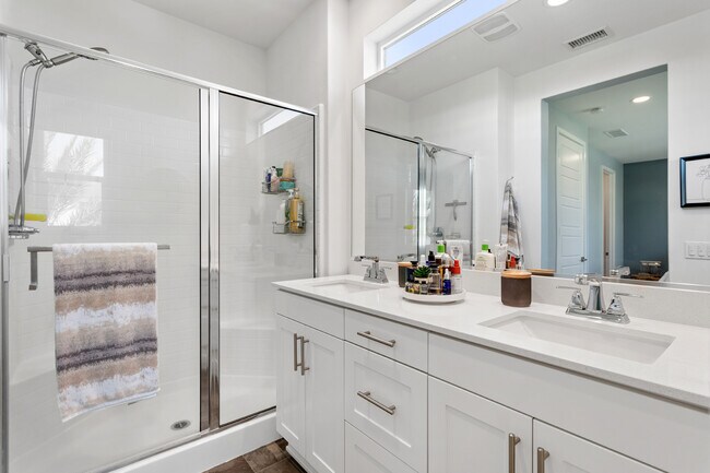 Building Photo - 9548 Greenley Pl