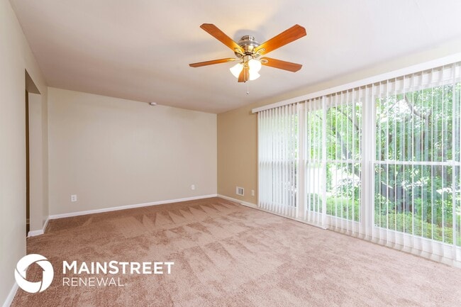 Building Photo - 3422 Peleske Dr