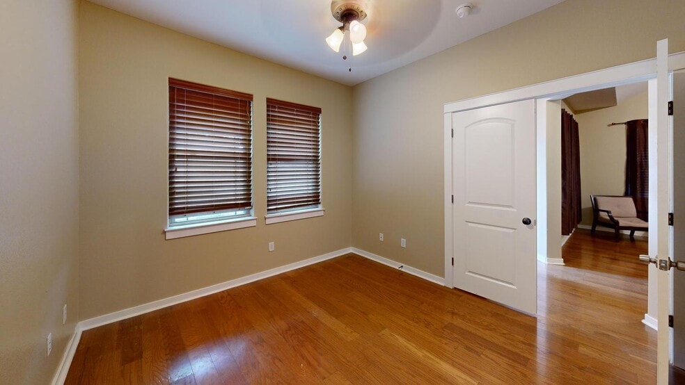 Building Photo - Beautifully updated home in a peaceful Geo...