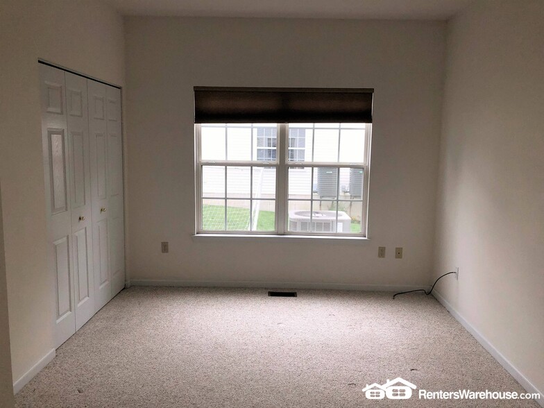 Building Photo - 1137 New Ballwin Oaks Dr