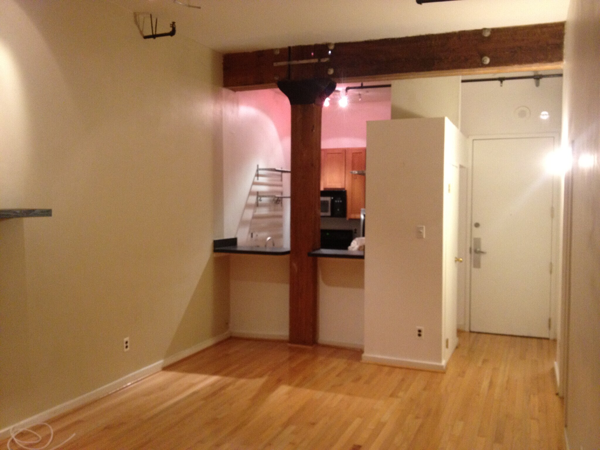 Dining Area - 1010 Race St