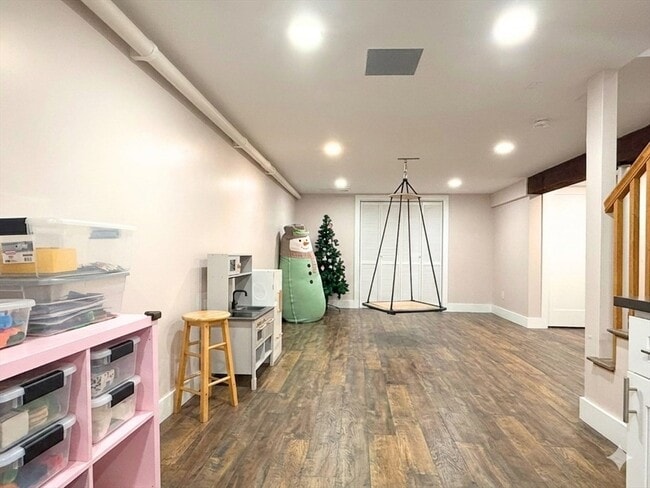 Building Photo - 188 South St