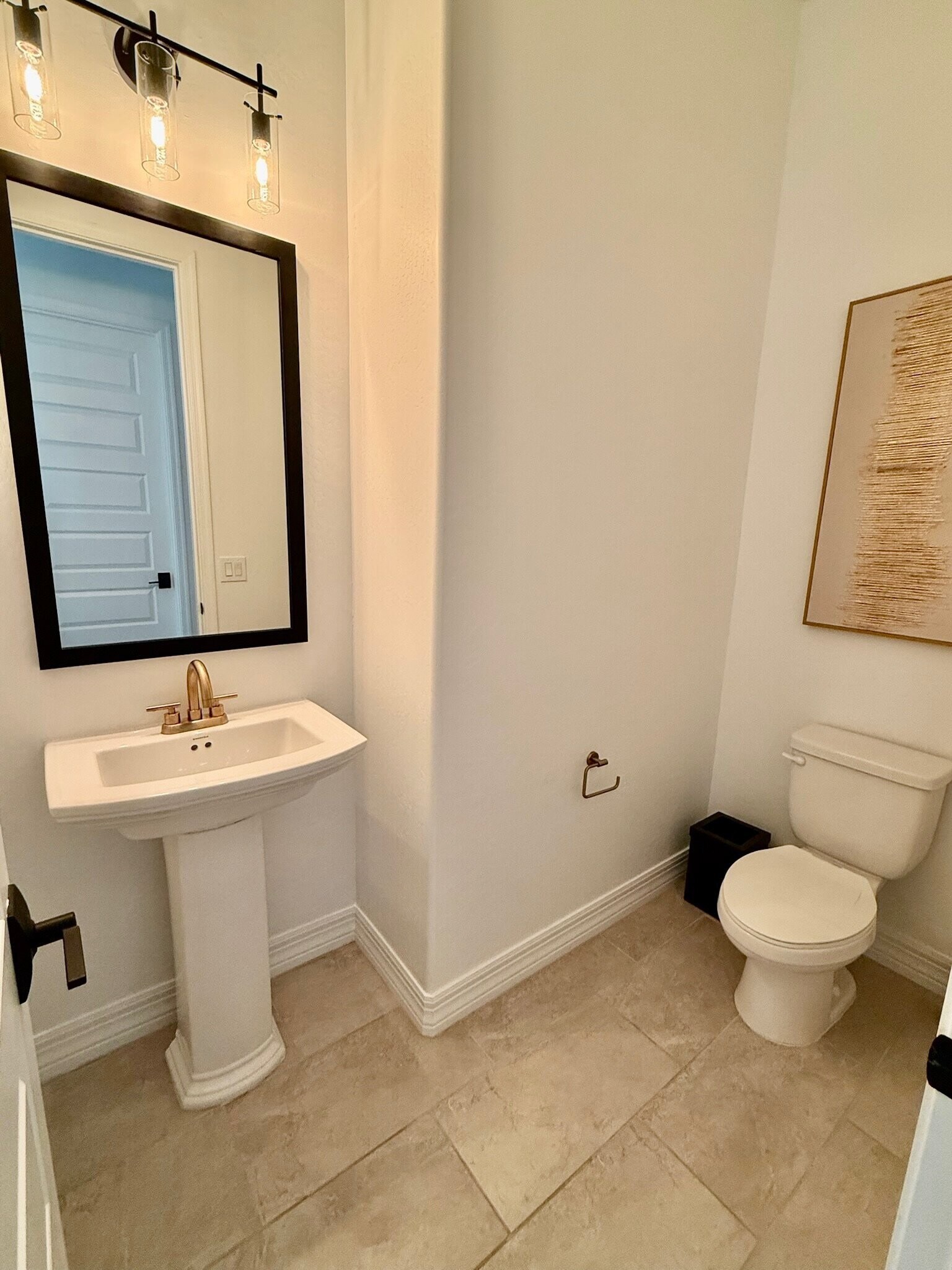 Building Photo - 10649 Thatcher Ave