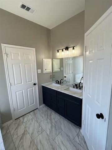 Building Photo - 1309 Bard Ct