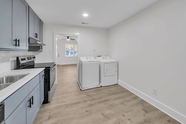 Building Photo - 510 E Branch St