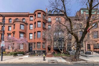 Building Photo - 462 Beacon St
