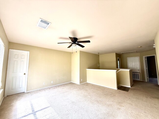 Building Photo - 9526 Vallecito Mesa