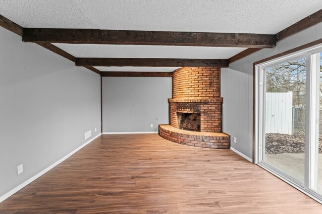 Building Photo - 16104 W 141st Terrace