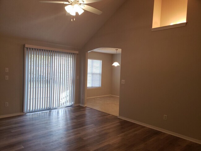 Building Photo - Great South East Location...East Battlefield & 65 Area