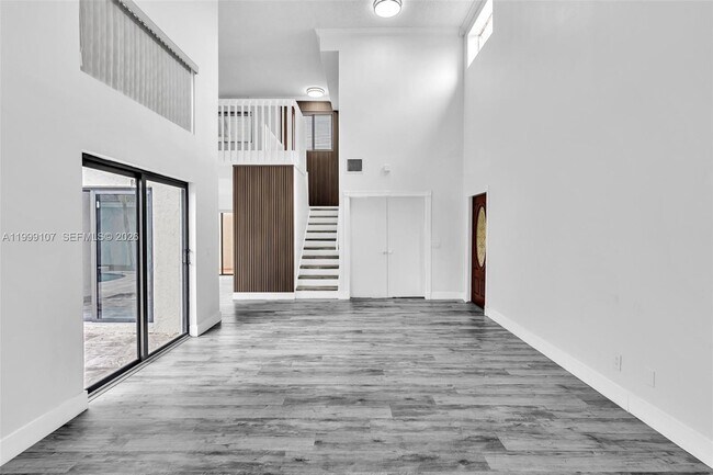 Building Photo - 17532 NW 61st Ct N