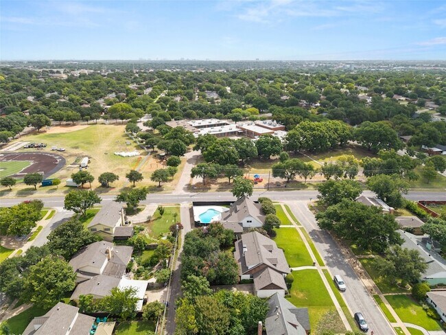Building Photo - 13455 Mill Grove Ln
