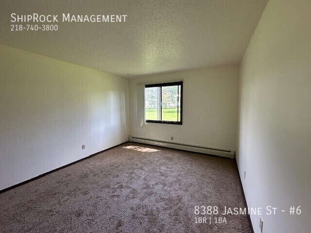 Building Photo - 8388 Jasmine St