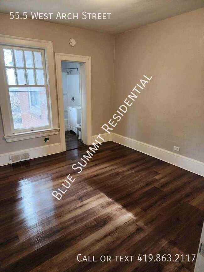 Building Photo - Cozy 1 Bedroom 1 Bathroom Apartment