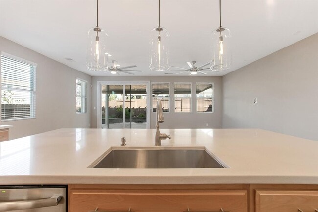 Building Photo - Beautiful Single Story Home in Rancho Cordova