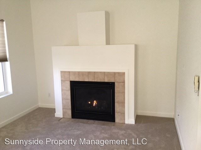 Building Photo - 3 br, 3.5 bath House - 4692 17th Street