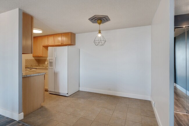 Building Photo - 2225 Buchtel Blvd S