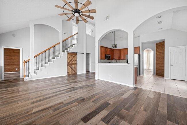 Building Photo - 20827 Rose Crossing Ln