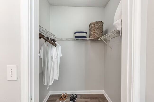 Building Photo - Comfort, Style & Value!