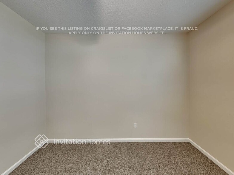 Building Photo - 9890 Lemon Grass Ln
