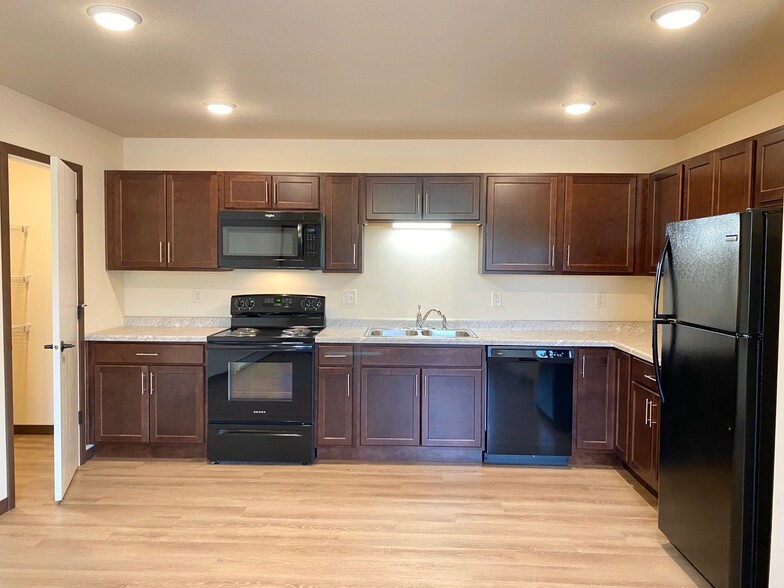 Interior Photo - Willow Estates