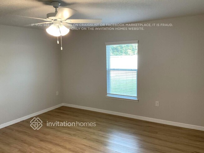 Building Photo - 2039 Harbell Ave SW