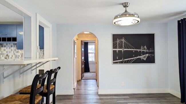 Building Photo - 81 Knox Ave