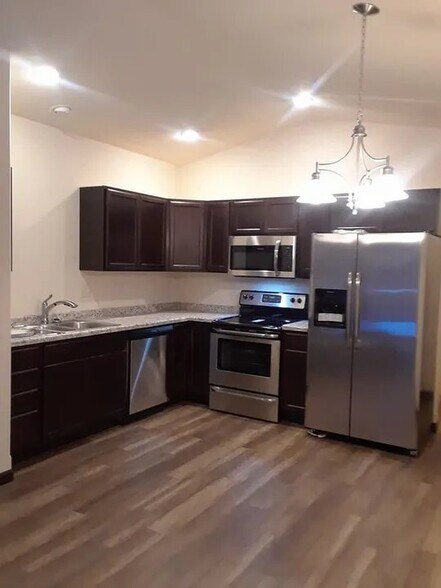 Building Photo - 4922 Annabelle Ct