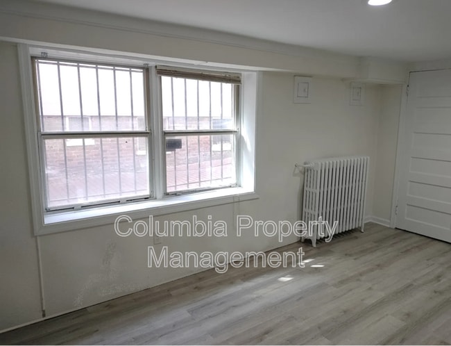 Building Photo - 1707 Kilbourne Pl NW