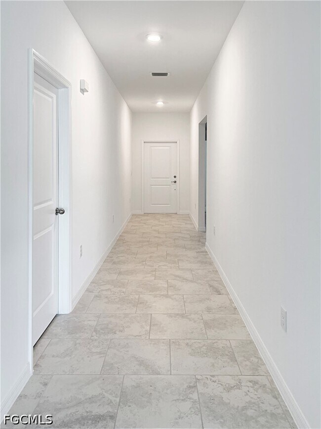 Building Photo - 4263 Villa Rapallo Wy