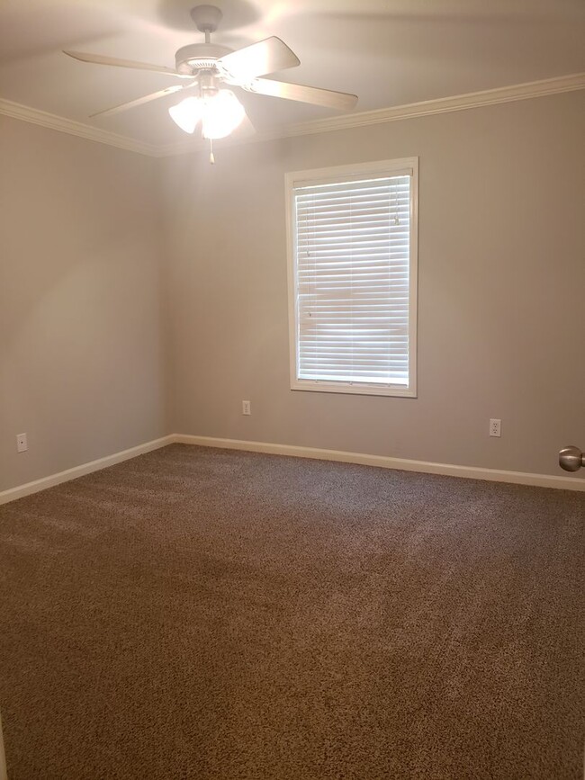Building Photo - Valley Chase Subdivision!