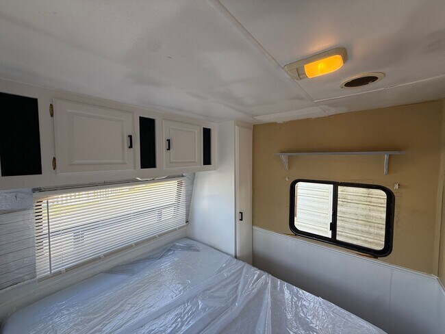 Building Photo - 111 Marine Cir