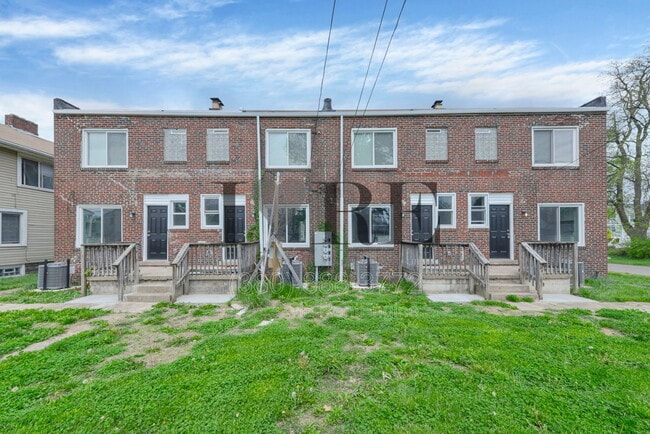Building Photo - 1153 E 20th Ave