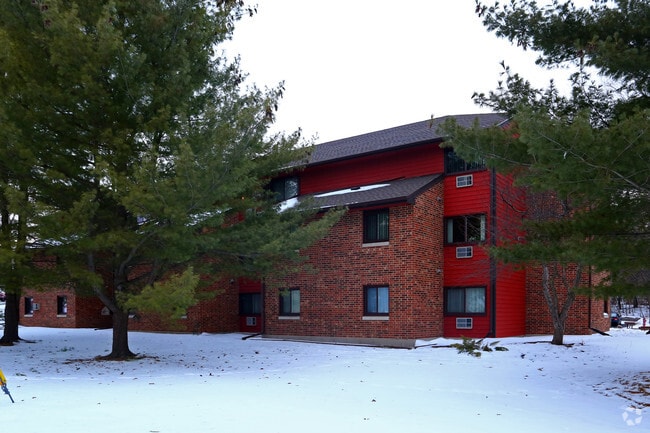 Building Photo - Monona Meadows