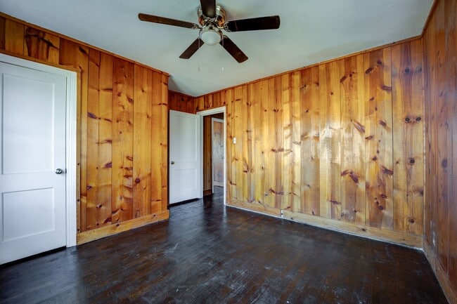 Building Photo - 1101 N 44th St