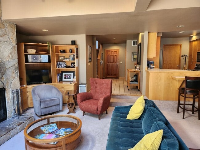 Primary Photo - River Village Condominium Unit #8 - Riverf...