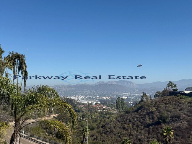 Building Photo - 347 S Westwind Dr