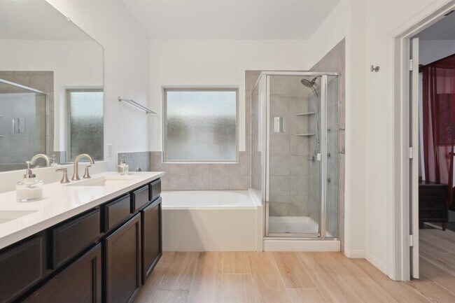 Building Photo - 1107 Cadence Dr